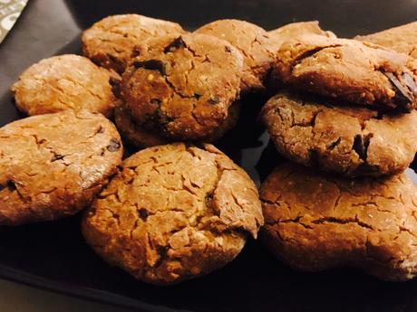 Cookies de chocolate y garbanzo ( receta vegana, sin azúcar, sin lácteos y sin gluten) ﻿