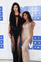 JWoww y Snooki acuden de la mano a los VMAs