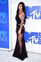 JWoww y Snooki acuden de la mano a los VMAs