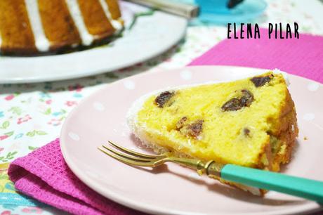 Bundt cake de calabaza y kéfir, con dátiles y coco Bundt cake de calabaza y kéfir, con dátiles y coco