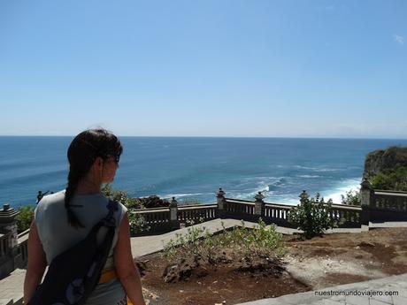 Bali; el Templo Uluwatu y las playas de Jimbaran