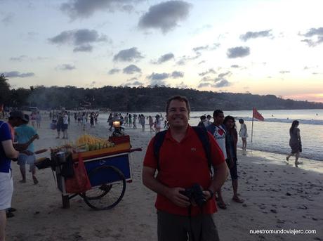 Bali; el Templo Uluwatu y las playas de Jimbaran