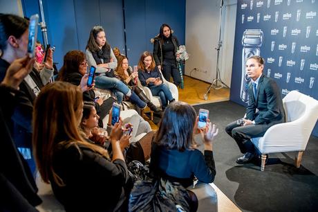 Ideas de regalos de NAVIDAD: Julio José Iglesias Jr. y Carla Pereyra nos presentan las novedades de BRAUN