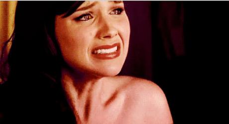 Cientificamente confirmado! Las mujeres que se emocionan con las películas son más fuertes! Cientificamente confirmado! Las mujeres que se emocionan con las películas son más fuertes!