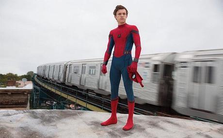 Spider-Man: Homecoming primer trailer!