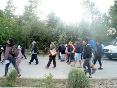 8 de Diciembre Caminata a la Gruta de la Virgen del Camino en Piedra del Aguila