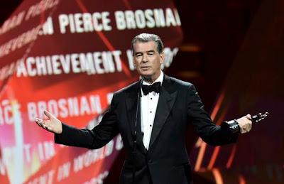 Pierce Brosnan, homenajeado en los EFA 2016 Pierce Brosnan, homenajeado en los EFA 2016