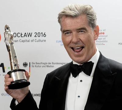Pierce Brosnan, homenajeado en los EFA 2016 Pierce Brosnan, homenajeado en los EFA 2016