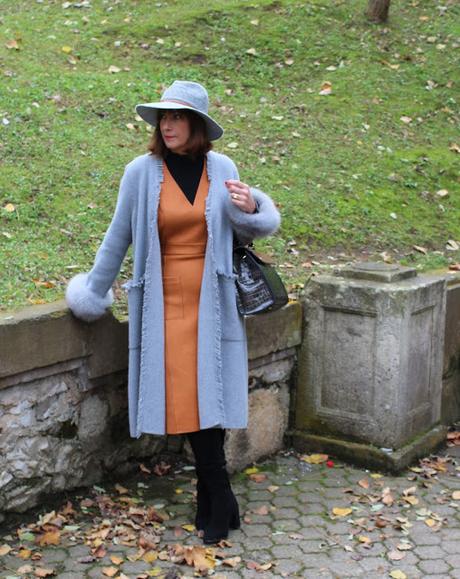 MIS LOOKS - PICHI ESTILO RETRO Y ABRIGO GRIS