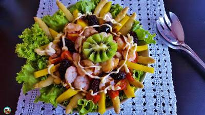 Ensalada de atún queso y membrillo Ensalada de atún queso y membrillo