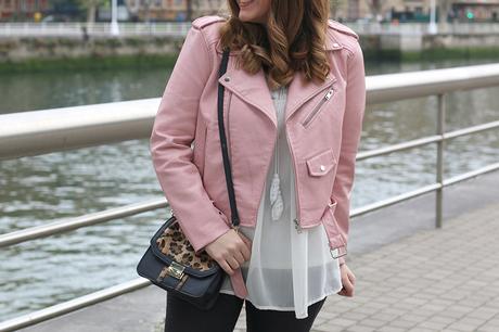 Sencilla con mi biker rosa Sencilla con mi biker rosa