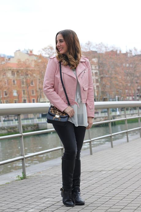 Sencilla con mi biker rosa Sencilla con mi biker rosa