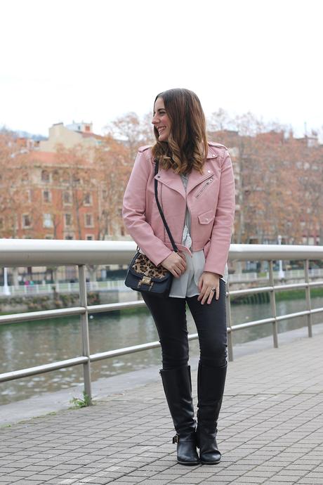 Sencilla con mi biker rosa Sencilla con mi biker rosa