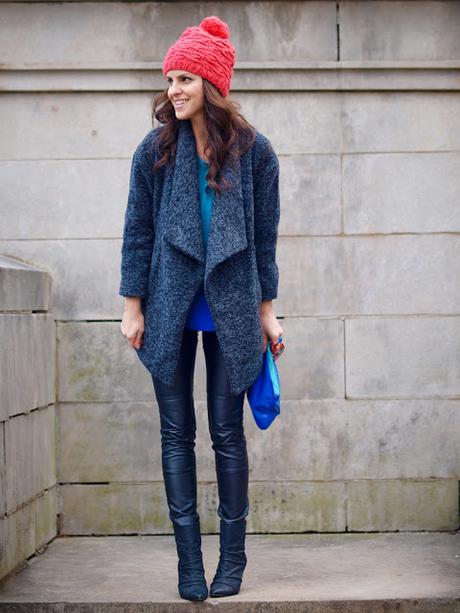 STYLE TIPS, POMPOM BEANIE.- STYLE TIPS, POMPOM BEANIE.-