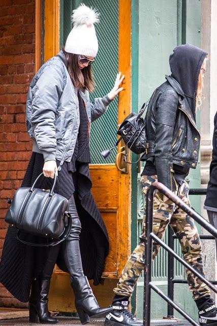 STYLE TIPS, POMPOM BEANIE.- STYLE TIPS, POMPOM BEANIE.-