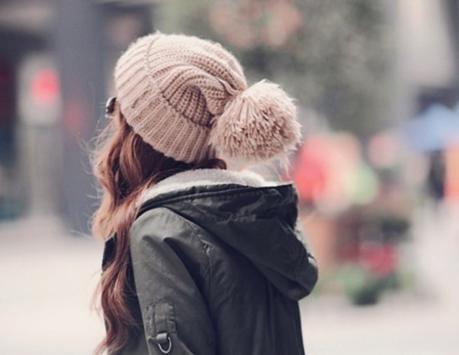 STYLE TIPS, POMPOM BEANIE.- STYLE TIPS, POMPOM BEANIE.-