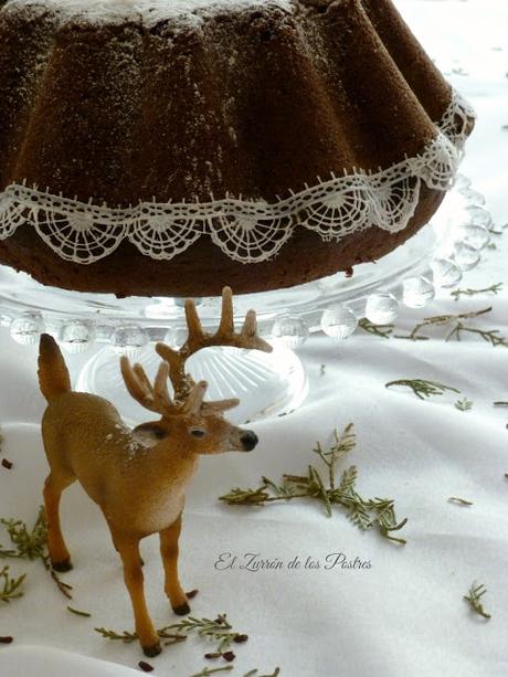 Bundt Cake Cacao y Fresa con Encaje Bundt Cake Cacao y Fresa con Encaje