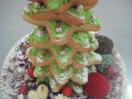 ÁRBOL DE NAVIDAD DE GALLETAS DE ESPECIADAS