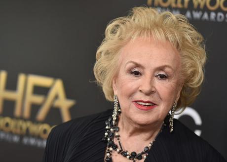 20 Famosos que perdieron la vida en el 2016 20 Famosos que perdieron la vida en el 2016