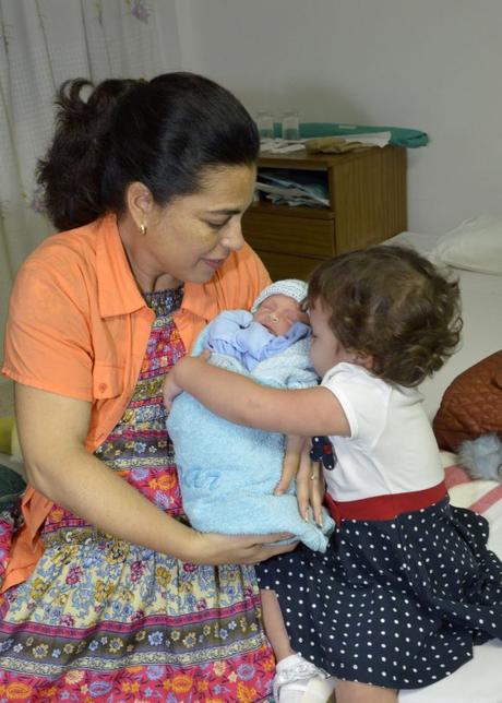 NUEVAS fotos de Gema y sus hermanitos Gema, Gerardito y Adriana. Foto: Estudio Revolución