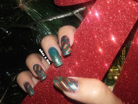 Como hacer Reverse Stamping: Diseño de uñas para Navidad