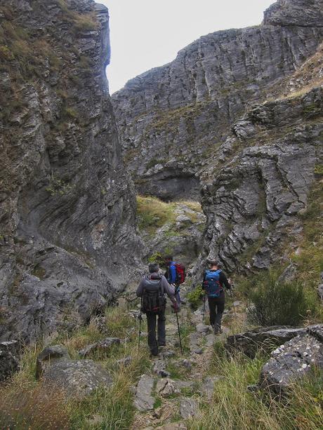 FOZ DE LOS CALDERONES Y ALTO LOS MACHANES