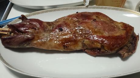 La decoración de la mesa de Navidad y del día de San Esteban La decoración de la mesa de Navidad y del día de San Esteban