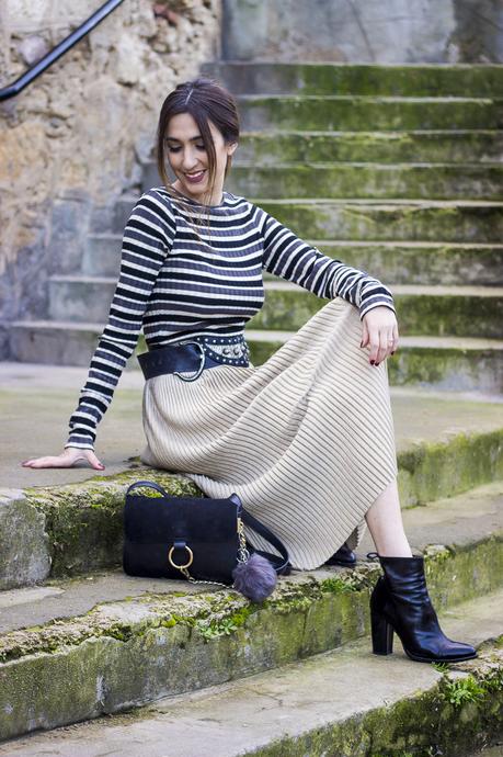 Golden Pleated Midi Skirt - total look zara