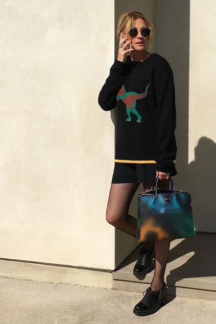 STYLE TIPS; TIGHTS ARE BACK.- STYLE TIPS; TIGHTS ARE BACK.-