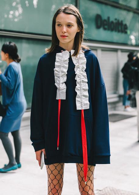 STYLE TIPS; TIGHTS ARE BACK.- STYLE TIPS; TIGHTS ARE BACK.-