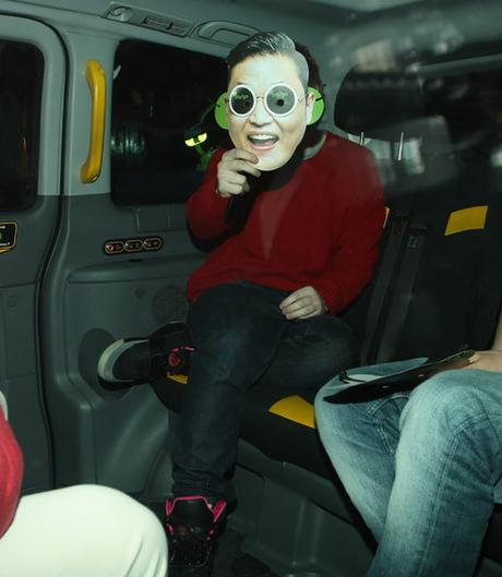 15 celebridades que reaccionaron de la forma más ingeniosa a los paparazzi 15 celebridades que reaccionaron de la forma más ingeniosa a los paparazzi