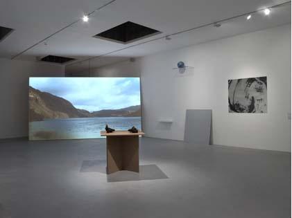 Francys Alys en Candem Center of Arts Volver… con Diango Hernández y Simon Starling.