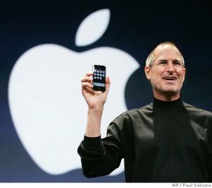 steve jobs 300x266 Steve Jobs: lo primero es un buen producto