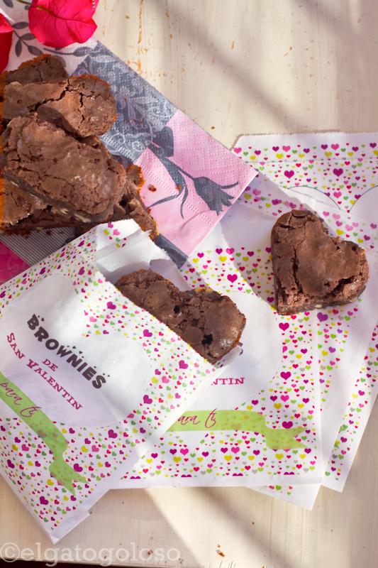 Brownies de San Valentín y regalito Brownies de San Valentín y regalito