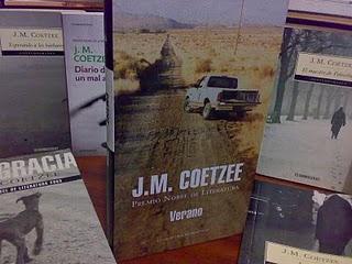 El verano de J. M. Coetzee El verano de J. M. Coetzee