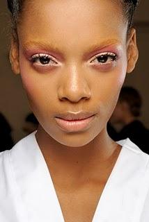 UNA CLASE DE BELLEZA UNA CLASE DE BELLEZA