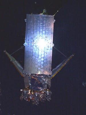 Manténgase alerta para observar los destellos de la vela solar Manténgase alerta para observar los destellos de la vela solar