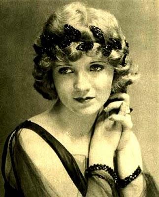 Un séptimo arte, un crimen y un misterioso final. Un séptimo arte, un crimen y un misterioso final.