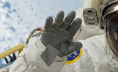 Viajar al espacio tiene un precio en la salud de los astronautas: sus uñas