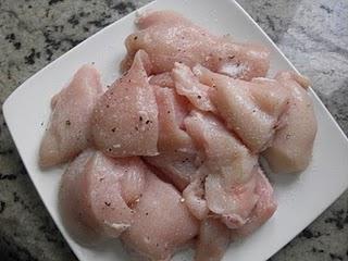 PECHUGAS EN SALSA PECHUGAS EN SALSA