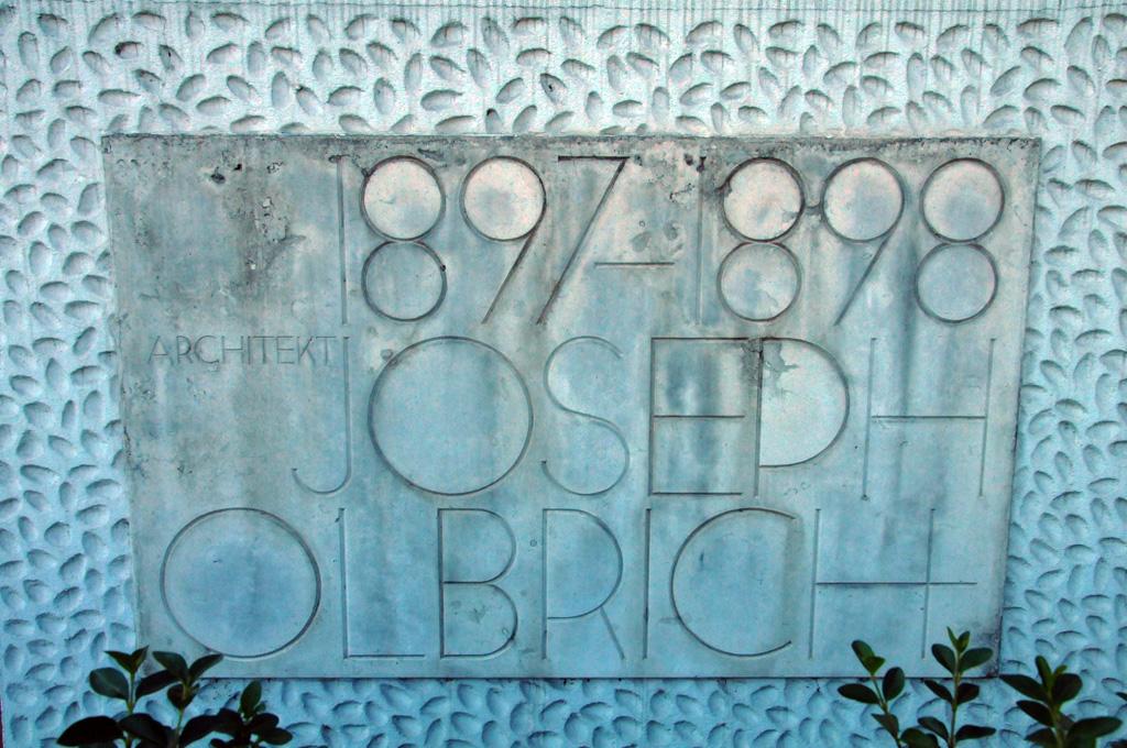 Un Domingo con Amigos: Instantáneas de Berlín, Praga y Viena Un Domingo con Amigos: Instantáneas de Berlín, Praga y Viena