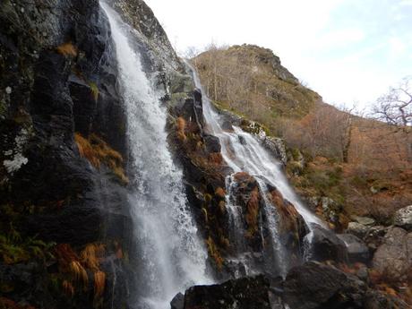 Parque Natural de Sanabria y alrededores: cascada y laguna de Sotillo