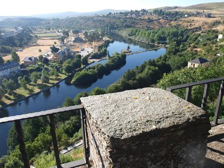 De paseo por Puebla de Sanabria y ruta a Orense y sus Burgas.