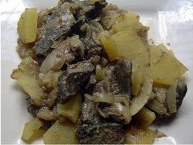 Hígado con papas Hígado con papas