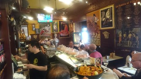 DEGUSTANDO EL CALLEJÓN DEL GATO. Paso 5: La Fragua de Vulcano DEGUSTANDO EL CALLEJÓN DEL GATO. Paso 5: La Fragua de Vulcano