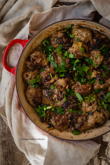 ALBÓNDIGAS DE TERNERA Y PUERRO CON SALSA DE LIMÓN