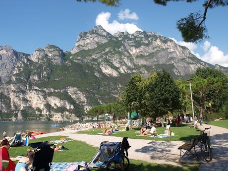 Ruta en moto por el alucinante lago de Garda, Riva del Garda.