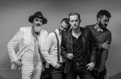 Embusteros Embusteros