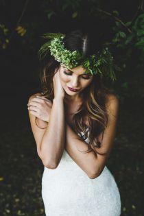 colores-de-boda-tendencia-novia-tiara-greenery