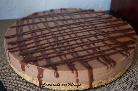 Tarta de turrón de chocolate con arroz inflado